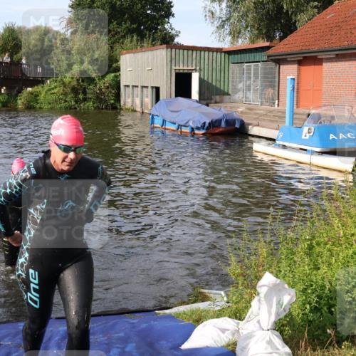 31.08.2025 - Elbe Triathlon Hamburg Luisa Fischer http://msf.ph/oto/8682027 31.08.2025 09:37:21 Schwimmen 809, 836, 921, 931 meine-sportfotos.de