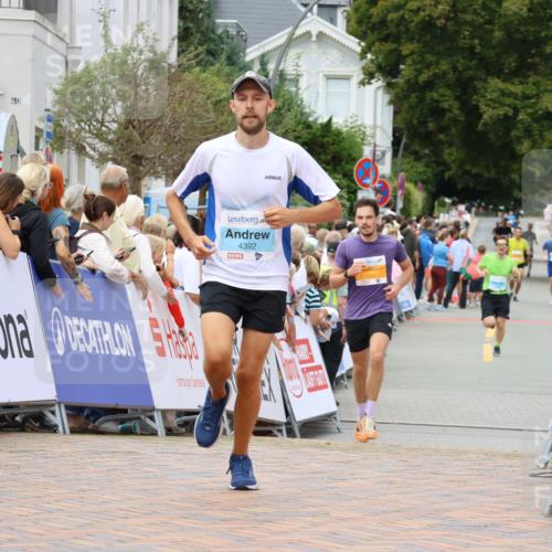 31.08.2025 - 21. Blankeneser Heldenlauf Strokosch-Dieckow http://msf.ph/oto/8682033 31.08.2025 12:05:48 Ziel 5762, 4392 meine-sportfotos.de