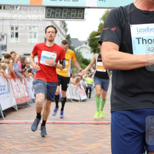 31.08.2025 - 21. Blankeneser Heldenlauf Strokosch-Dieckow http://msf.ph/oto/8682100 31.08.2025 12:05:38 Ziel 5614, 5050, 5575, 4141, 4414, 4329, 4247 meine-sportfotos.de