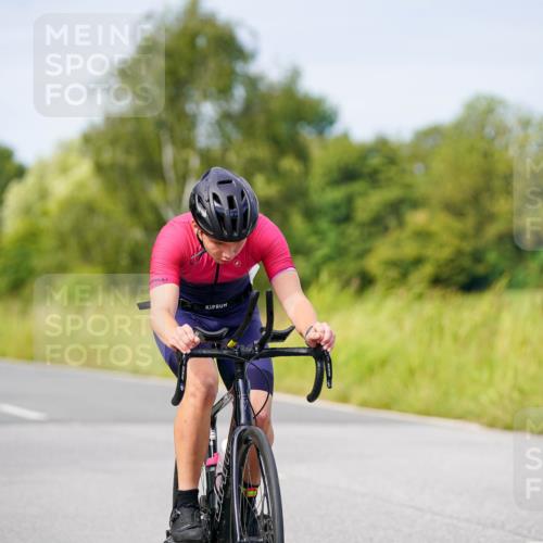 31.08.2025 - Elbe Triathlon Hamburg Michael Burmester http://msf.ph/oto/8682119 31.08.2025 11:00:25 Radfahren 1338, 1604 meine-sportfotos.de