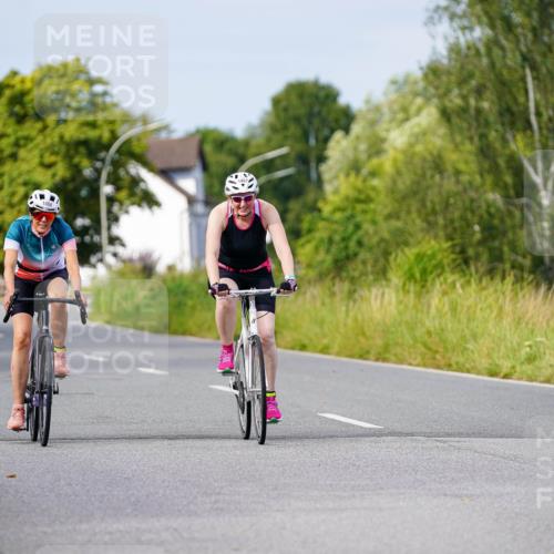 31.08.2025 - Elbe Triathlon Hamburg Michael Burmester http://msf.ph/oto/8682129 31.08.2025 11:00:31 Radfahren 1338, 1466, 1467 meine-sportfotos.de