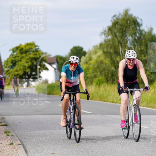 31.08.2025 - Elbe Triathlon Hamburg Michael Burmester http://msf.ph/oto/8682138 31.08.2025 11:00:33 Radfahren 1275, 1306, 1466, 1467 meine-sportfotos.de
