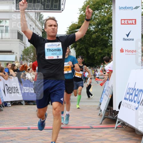 31.08.2025 - 21. Blankeneser Heldenlauf Strokosch-Dieckow http://msf.ph/oto/8682148 31.08.2025 12:05:37 Ziel 5614, 5050, 5575, 4141, 4414, 4329, 4247 meine-sportfotos.de
