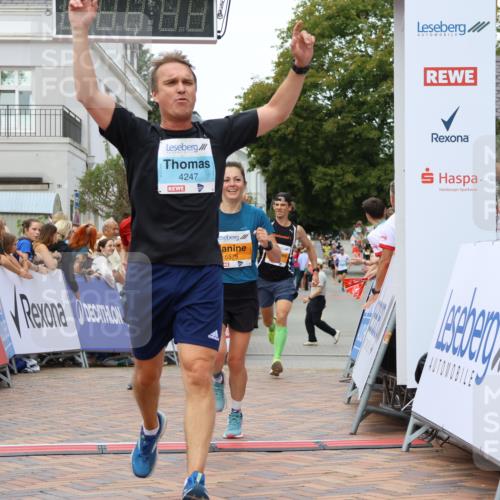 31.08.2025 - 21. Blankeneser Heldenlauf Strokosch-Dieckow http://msf.ph/oto/8682157 31.08.2025 12:05:37 Ziel 5614, 5050, 5575, 4141, 4414, 4329, 4247 meine-sportfotos.de