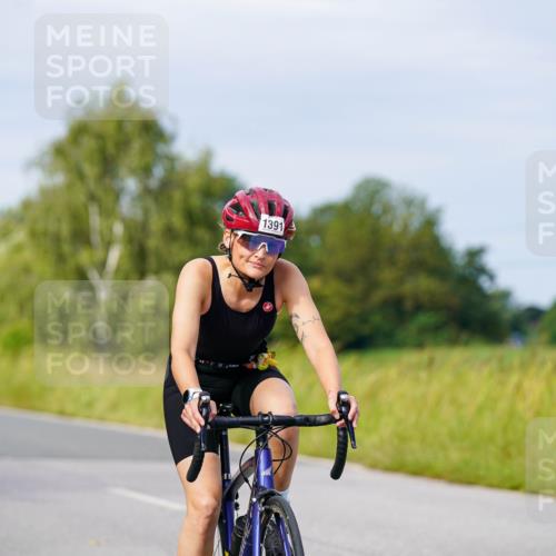 31.08.2025 - Elbe Triathlon Hamburg Michael Burmester http://msf.ph/oto/8682159 31.08.2025 11:00:41 Radfahren 1275, 1306, 1391 meine-sportfotos.de