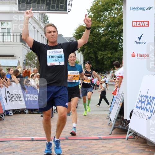 31.08.2025 - 21. Blankeneser Heldenlauf Strokosch-Dieckow http://msf.ph/oto/8682172 31.08.2025 12:05:36 Ziel 5614, 5050, 5575, 4141, 4414, 4329, 4247 meine-sportfotos.de