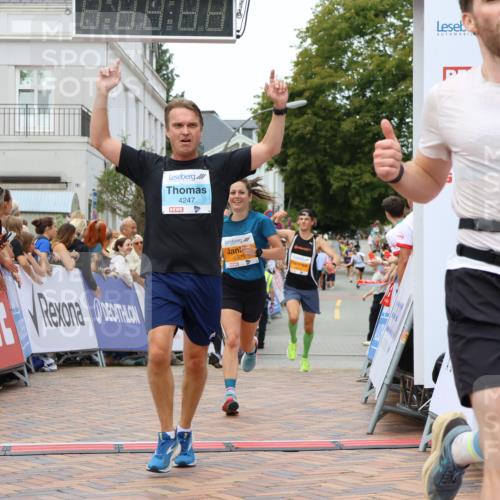 31.08.2025 - 21. Blankeneser Heldenlauf Strokosch-Dieckow http://msf.ph/oto/8682212 31.08.2025 12:05:36 Ziel 5614, 5050, 5575, 4141, 4414, 4329, 4247 meine-sportfotos.de