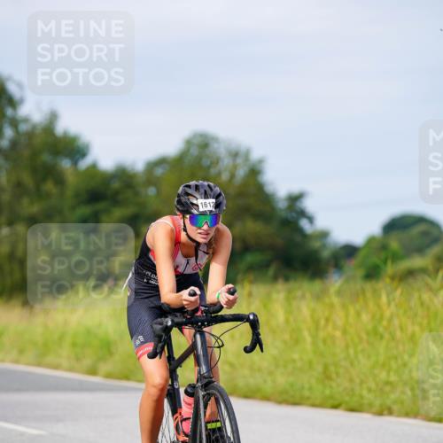 31.08.2025 - Elbe Triathlon Hamburg Michael Burmester http://msf.ph/oto/8682216 31.08.2025 11:01:17 Radfahren 1307, 1359, 1360, 1612 meine-sportfotos.de