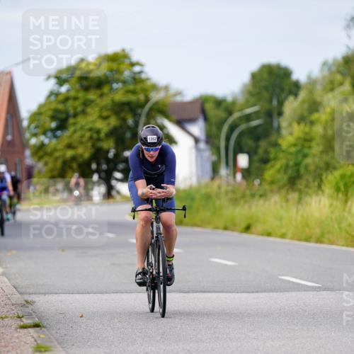 31.08.2025 - Elbe Triathlon Hamburg Michael Burmester http://msf.ph/oto/8682238 31.08.2025 11:01:27 Radfahren 1352 meine-sportfotos.de
