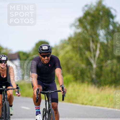 31.08.2025 - Elbe Triathlon Hamburg Michael Burmester http://msf.ph/oto/8682265 31.08.2025 11:01:39 Radfahren 1385, 1507 meine-sportfotos.de