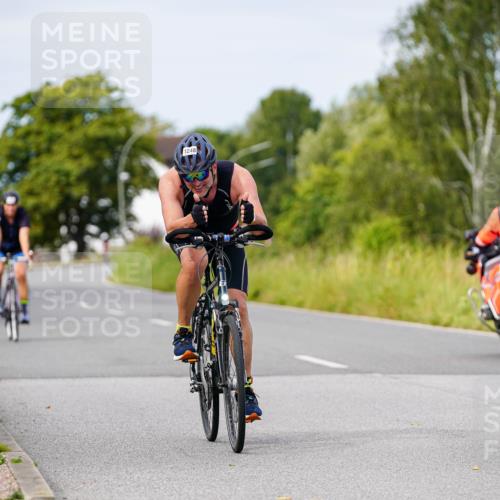 31.08.2025 - Elbe Triathlon Hamburg Michael Burmester http://msf.ph/oto/8682273 31.08.2025 11:01:46 Radfahren 1248, 1317, 1455 meine-sportfotos.de