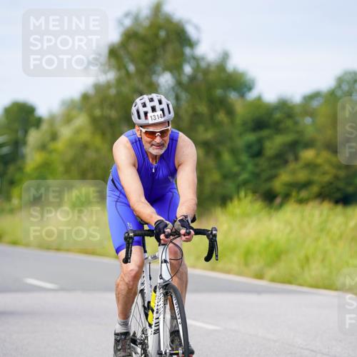 31.08.2025 - Elbe Triathlon Hamburg Michael Burmester http://msf.ph/oto/8682304 31.08.2025 11:01:57 Radfahren 1314, 1453, 1580, 1610 meine-sportfotos.de