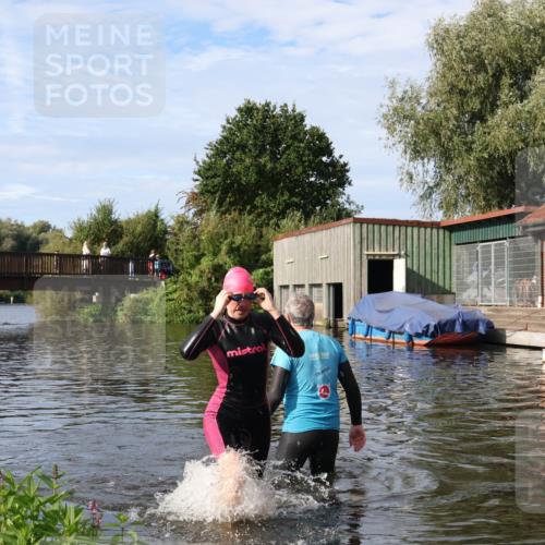 31.08.2025 - Elbe Triathlon Hamburg Luisa Fischer http://msf.ph/oto/8682316 31.08.2025 09:41:52 Schwimmen 841 meine-sportfotos.de