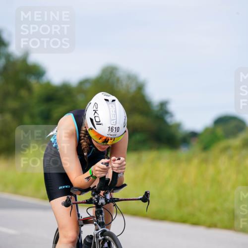 31.08.2025 - Elbe Triathlon Hamburg Michael Burmester http://msf.ph/oto/8682320 31.08.2025 11:02:04 Radfahren 1453, 1534, 1576, 1610 meine-sportfotos.de
