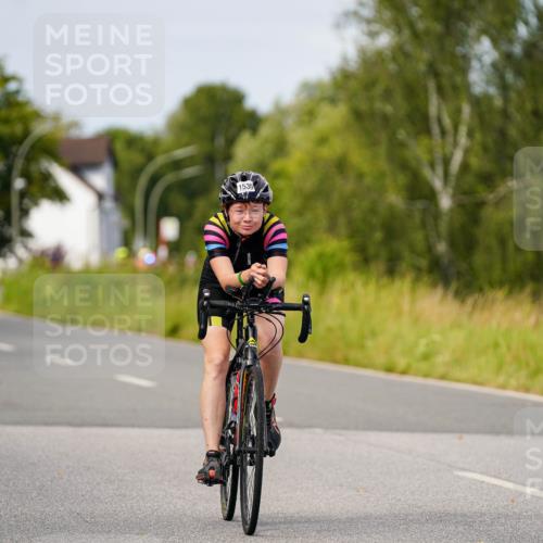 31.08.2025 - Elbe Triathlon Hamburg Michael Burmester http://msf.ph/oto/8682344 31.08.2025 11:02:13 Radfahren 1523, 1530, 1567 meine-sportfotos.de