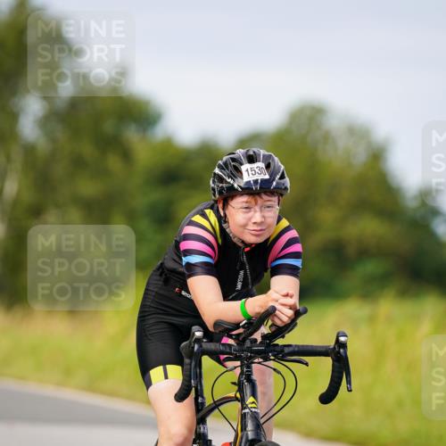 31.08.2025 - Elbe Triathlon Hamburg Michael Burmester http://msf.ph/oto/8682348 31.08.2025 11:02:14 Radfahren 1523, 1530, 1567 meine-sportfotos.de