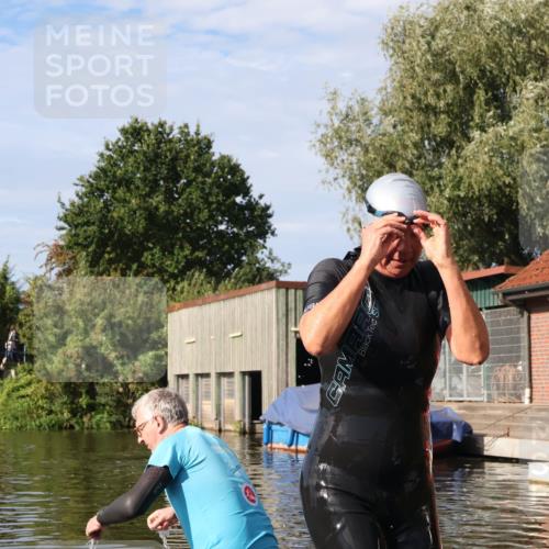 31.08.2025 - Elbe Triathlon Hamburg Luisa Fischer http://msf.ph/oto/8682350 31.08.2025 09:44:21 Schwimmen 923 meine-sportfotos.de