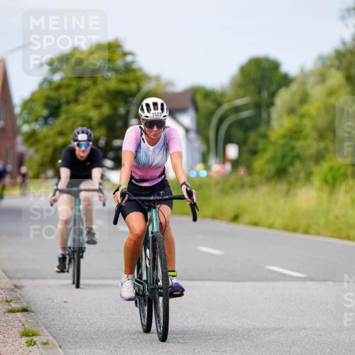 31.08.2025 - Elbe Triathlon Hamburg Michael Burmester http://msf.ph/oto/8682351 31.08.2025 11:02:17 Radfahren 1523, 1530, 1567 meine-sportfotos.de