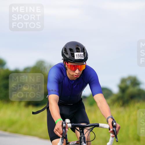 31.08.2025 - Elbe Triathlon Hamburg Michael Burmester http://msf.ph/oto/8682378 31.08.2025 11:02:33 Radfahren 1464, 1592 meine-sportfotos.de