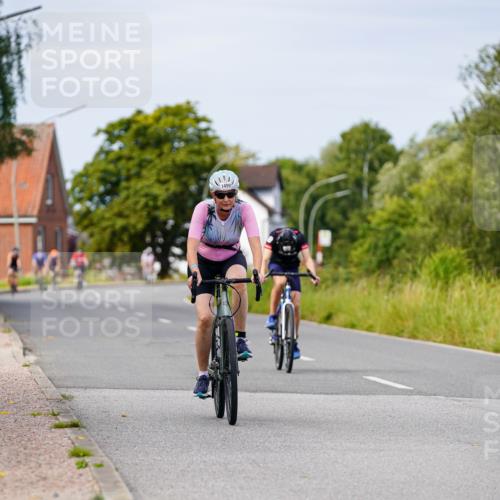 31.08.2025 - Elbe Triathlon Hamburg Michael Burmester http://msf.ph/oto/8682419 31.08.2025 11:02:56 Radfahren 1499, 1597 meine-sportfotos.de
