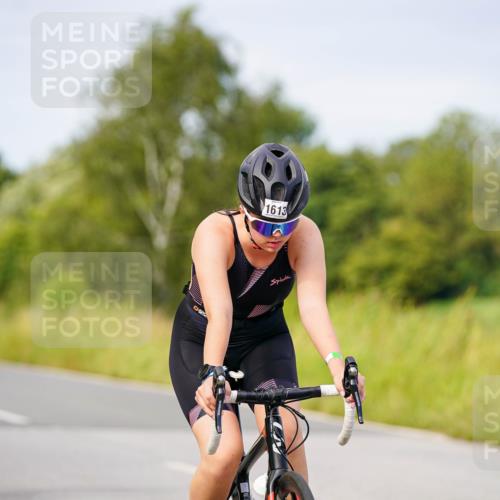 31.08.2025 - Elbe Triathlon Hamburg Michael Burmester http://msf.ph/oto/8682438 31.08.2025 11:03:09 Radfahren 1263, 1270, 1334, 1613 meine-sportfotos.de