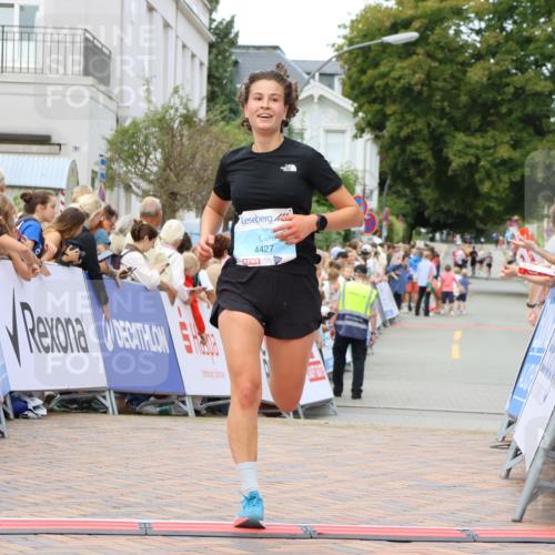 31.08.2025 - 21. Blankeneser Heldenlauf Strokosch-Dieckow http://msf.ph/oto/8682444 31.08.2025 12:05:04 Ziel 4427 meine-sportfotos.de