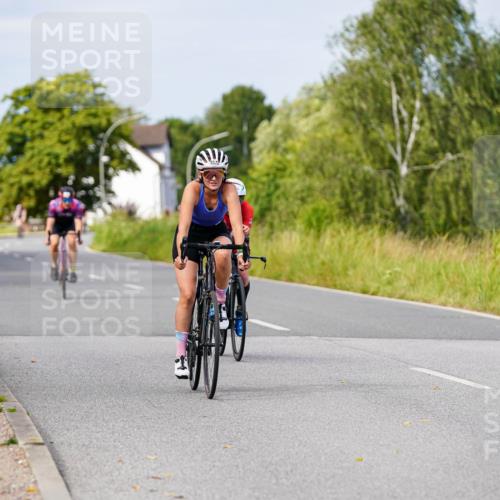 31.08.2025 - Elbe Triathlon Hamburg Michael Burmester http://msf.ph/oto/8682486 31.08.2025 11:03:30 Radfahren 1289, 1424, 1500, 1572 meine-sportfotos.de