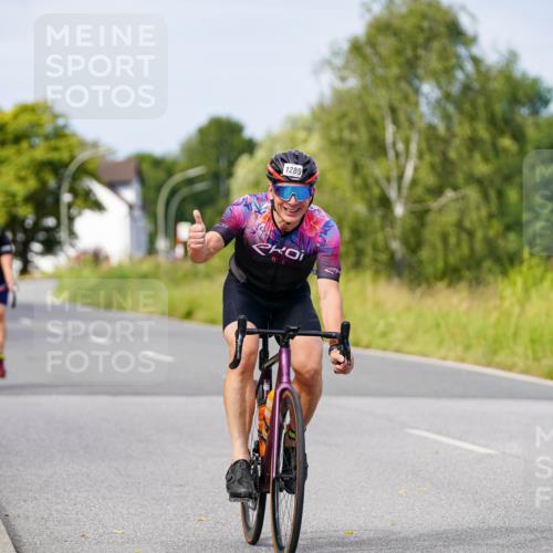 31.08.2025 - Elbe Triathlon Hamburg Michael Burmester http://msf.ph/oto/8682501 31.08.2025 11:03:33 Radfahren 1284, 1289, 1424, 1500, 1542, 1572 meine-sportfotos.de