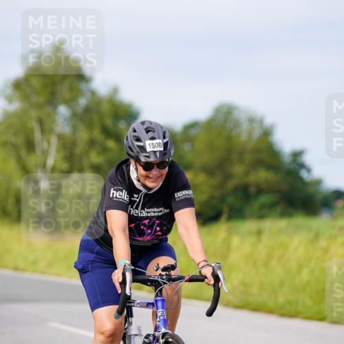 31.08.2025 - Elbe Triathlon Hamburg Michael Burmester http://msf.ph/oto/8682518 31.08.2025 11:03:36 Radfahren 1284, 1289, 1500, 1542 meine-sportfotos.de
