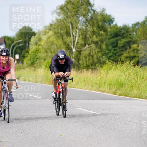31.08.2025 - Elbe Triathlon Hamburg Michael Burmester http://msf.ph/oto/8682521 31.08.2025 11:03:37 Radfahren 1284, 1500, 1542 meine-sportfotos.de