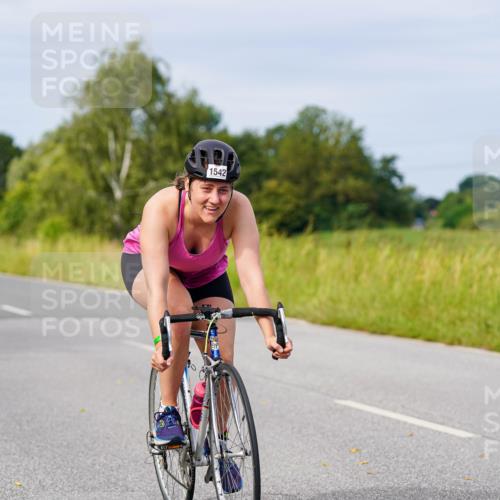 31.08.2025 - Elbe Triathlon Hamburg Michael Burmester http://msf.ph/oto/8682530 31.08.2025 11:03:38 Radfahren 1284, 1500, 1542 meine-sportfotos.de