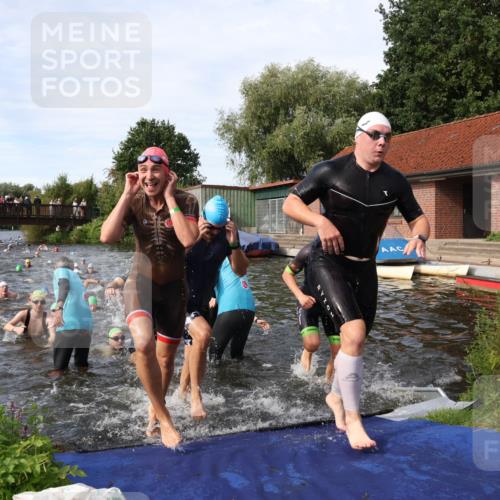 31.08.2025 - Elbe Triathlon Hamburg Luisa Fischer http://msf.ph/oto/8682541 31.08.2025 10:10:49 Schwimmen 947, 950, 960, 965, 968, 971, 998, 1005, 1009, 1024, 1033, 1037, 1042, 1070, 1077, 1078, 1081, 1106 meine-sportfotos.de