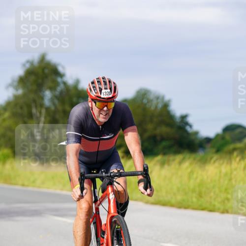 31.08.2025 - Elbe Triathlon Hamburg Michael Burmester http://msf.ph/oto/8682568 31.08.2025 11:03:58 Radfahren 1311, 1320, 1536, 1586 meine-sportfotos.de