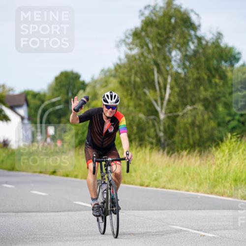 31.08.2025 - Elbe Triathlon Hamburg Michael Burmester http://msf.ph/oto/8682589 31.08.2025 11:04:12 Radfahren 782, 1267, 1302, 1316, 1553, 1571 meine-sportfotos.de