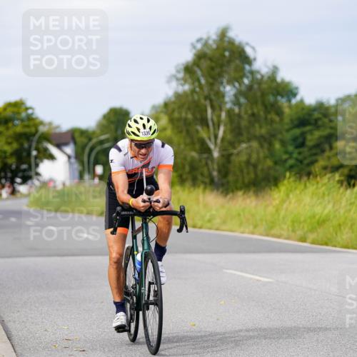 31.08.2025 - Elbe Triathlon Hamburg Michael Burmester http://msf.ph/oto/8682617 31.08.2025 11:04:20 Radfahren 1302, 1339, 1553 meine-sportfotos.de
