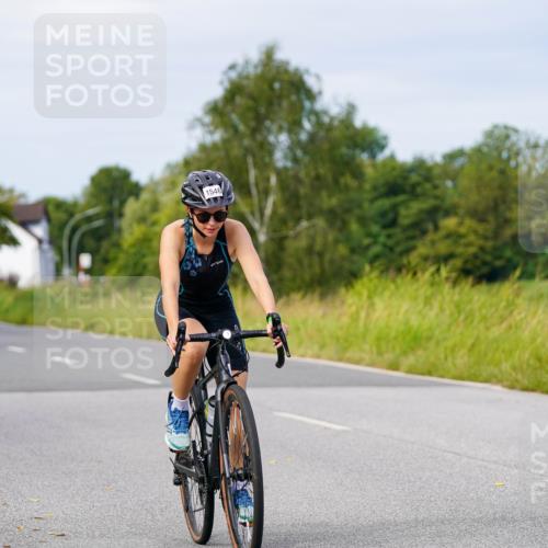 31.08.2025 - Elbe Triathlon Hamburg Michael Burmester http://msf.ph/oto/8682662 31.08.2025 11:04:46 Radfahren 1336, 1456, 1510, 1545, 1546 meine-sportfotos.de