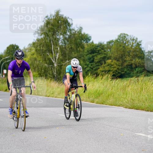 31.08.2025 - Elbe Triathlon Hamburg Michael Burmester http://msf.ph/oto/8682711 31.08.2025 11:05:17 Radfahren 1418, 1446, 1488, 1527, 1573, 1587, 1595 meine-sportfotos.de