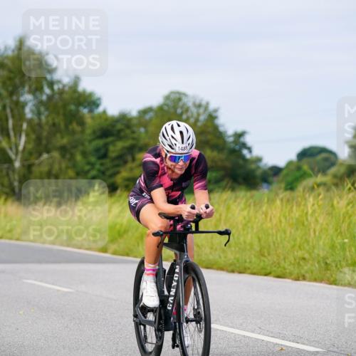 31.08.2025 - Elbe Triathlon Hamburg Michael Burmester http://msf.ph/oto/8682723 31.08.2025 11:05:19 Radfahren 1418, 1446, 1488, 1527, 1532, 1573, 1587 meine-sportfotos.de