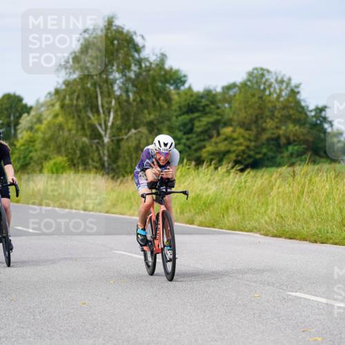 31.08.2025 - Elbe Triathlon Hamburg Michael Burmester http://msf.ph/oto/8682727 31.08.2025 11:05:20 Radfahren 1418, 1446, 1488, 1527, 1532, 1573, 1581 meine-sportfotos.de