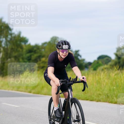 31.08.2025 - Elbe Triathlon Hamburg Michael Burmester http://msf.ph/oto/8682738 31.08.2025 11:05:21 Radfahren 1418, 1446, 1488, 1527, 1532, 1573, 1581 meine-sportfotos.de