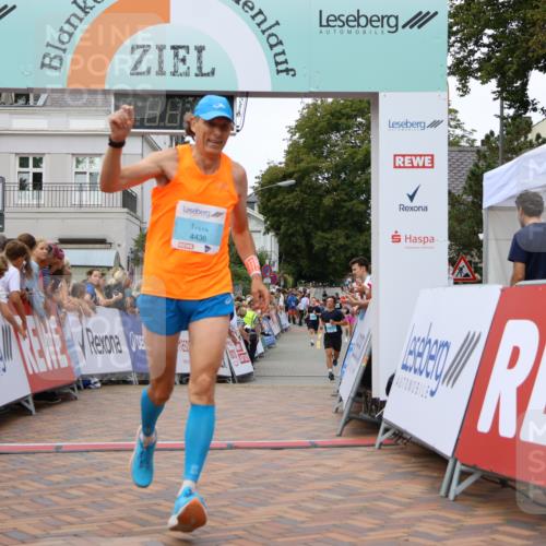 31.08.2025 - 21. Blankeneser Heldenlauf Strokosch-Dieckow http://msf.ph/oto/8682746 31.08.2025 12:04:41 Ziel 4411, 4436 meine-sportfotos.de