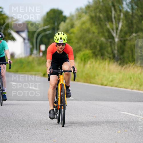 31.08.2025 - Elbe Triathlon Hamburg Michael Burmester http://msf.ph/oto/8682767 31.08.2025 11:05:47 Radfahren 1465, 1562 meine-sportfotos.de