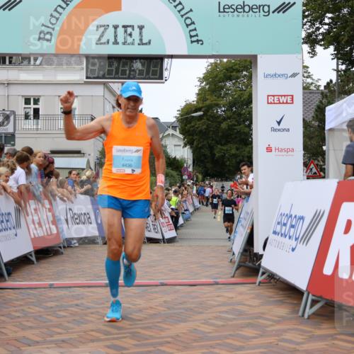 31.08.2025 - 21. Blankeneser Heldenlauf Strokosch-Dieckow http://msf.ph/oto/8682769 31.08.2025 12:04:41 Ziel 4411, 4436 meine-sportfotos.de