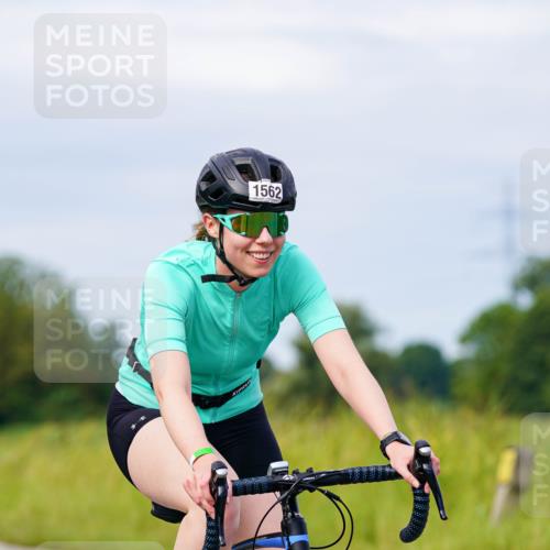 31.08.2025 - Elbe Triathlon Hamburg Michael Burmester http://msf.ph/oto/8682775 31.08.2025 11:05:49 Radfahren 1465, 1562 meine-sportfotos.de
