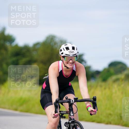 31.08.2025 - Elbe Triathlon Hamburg Michael Burmester http://msf.ph/oto/8682808 31.08.2025 11:06:11 Radfahren 1480, 1516, 1541 meine-sportfotos.de
