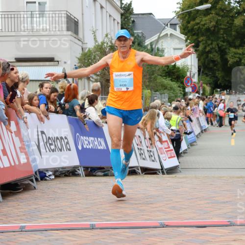 31.08.2025 - 21. Blankeneser Heldenlauf Strokosch-Dieckow http://msf.ph/oto/8682817 31.08.2025 12:04:39 Ziel 4118, 4436 meine-sportfotos.de