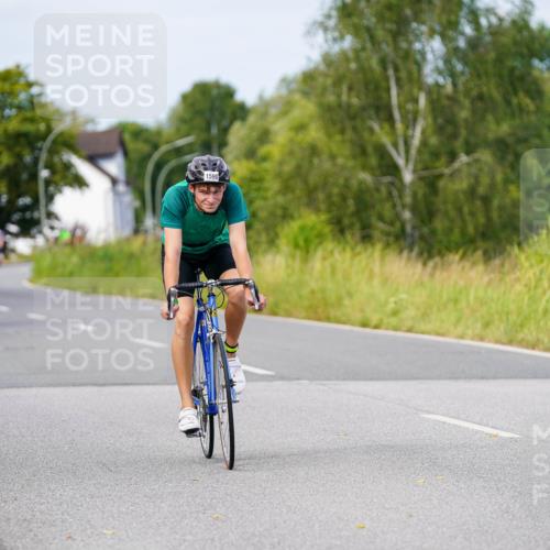 31.08.2025 - Elbe Triathlon Hamburg Michael Burmester http://msf.ph/oto/8682856 31.08.2025 11:06:29 Radfahren 1257, 1354, 1376, 1479, 1590 meine-sportfotos.de