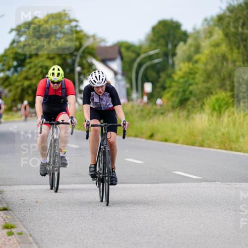31.08.2025 - Elbe Triathlon Hamburg Michael Burmester http://msf.ph/oto/8682863 31.08.2025 11:06:33 Radfahren 1257, 1354, 1590 meine-sportfotos.de