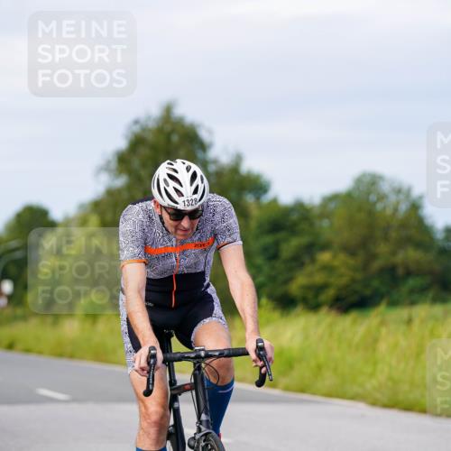 31.08.2025 - Elbe Triathlon Hamburg Michael Burmester http://msf.ph/oto/8682892 31.08.2025 11:06:49 Radfahren 1324, 1328, 1384, 1578, 1605 meine-sportfotos.de