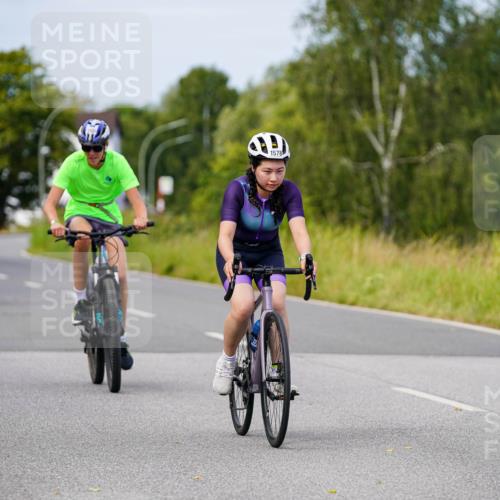 31.08.2025 - Elbe Triathlon Hamburg Michael Burmester http://msf.ph/oto/8682897 31.08.2025 11:06:53 Radfahren 1172, 1333, 1578, 1605 meine-sportfotos.de